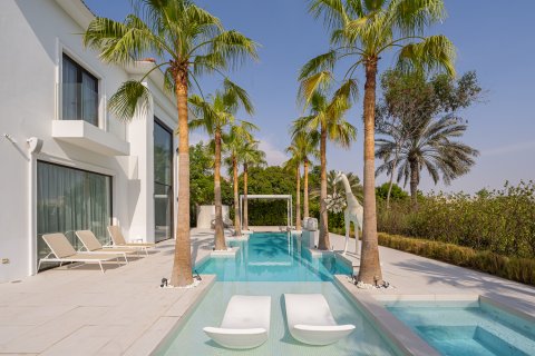 Willa do wynajęcia w Jumeirah Islands, Dubai, ZEA 4 sypialnie, 480.96 mkw., nr 757567 - zdjęcie 1