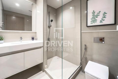 Apartamento en alquiler en Downtown Dubai (Downtown Burj Dubai), Dubai, EAU 3 dormitorios, 122.45 m2 № 768162 - foto 10
