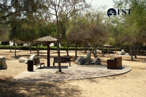 Land in Deira, Dubai, UAE 1440.3 sq.m. № 547349 - photo 9