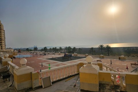 Apartment til salg i Al Hamra Village, Ras Al Khaimah, UAE 2 soveværelser, 102 kvm № 656592 - foto 16