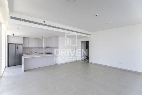 Apartamento para arrendamento em Dubai Harbour, Dubai, EAU 3 quartos, 190.73 m2 № 745475 - foto 5