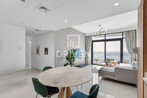 Apartamento para arrendamento em Dubai Harbour, Dubai, EAU 2 quartos, 105.63 m2 № 745474 - foto 2
