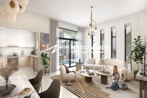 Abu Dhabi、UAE にあるタウンハウス販売中 3ベッドルーム、172 m2、No662645 - 写真 2