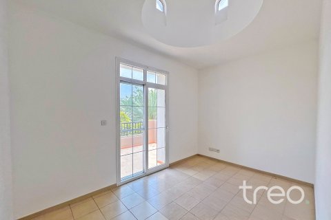 Kamienica na sprzedaż w Arabian Ranches, Dubai, ZEA 3 sypialnie, 244.06 mkw., nr 739218 - zdjęcie 10