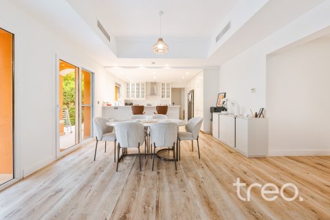 Βίλα σε Arabian Ranches, Dubai, ΗΑΕ 3 υπνοδωμάτια, 272.76 τ.μ. Αρ. 739217 - φωτογραφία 5
