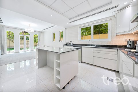 Βίλα σε Jumeirah Park, Dubai, ΗΑΕ 3 υπνοδωμάτια, 284.56 τ.μ. Αρ. 739214 - φωτογραφία 9