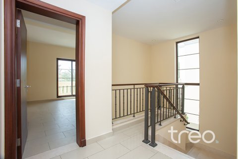 فيلا للبيع في Arabian Ranches 2، دبي، الإمارات العربية المتحدة 4 غرفة نوم ، 296.92 متر مربع ، رقم 739215 - صورة 13