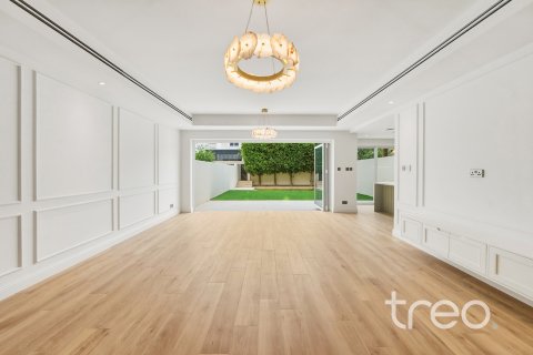 Vila di Arabian Ranches, Dubai, UEA 4 kamar tidur, 236.07 m2 nomor 739219 - foto 2
