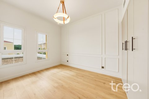 Vila di Arabian Ranches, Dubai, UEA 4 kamar tidur, 236.07 m2 nomor 739219 - foto 11