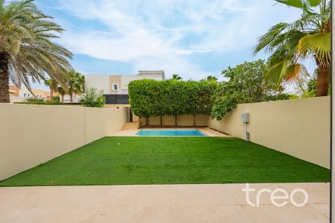 Vila di Arabian Ranches, Dubai, UEA 4 kamar tidur, 236.07 m2 nomor 739219 - foto 23