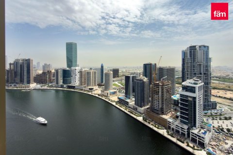 Apartmen di Business Bay, Dubai, UAE 3 bilik tidur, 290 meter persegi № 751914