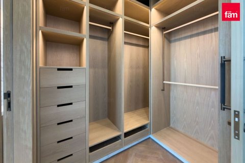 Apartmen di Business Bay, Dubai, UAE 3 bilik tidur, 290 meter persegi № 751914 - foto 11