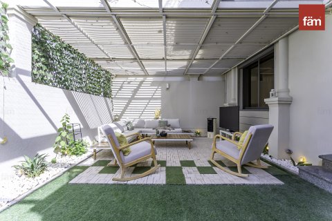 Řadový dům v Al Furjan, Dubai, SAE 4 ložnice, 226 m² Č.: 694354 - fotografie 25