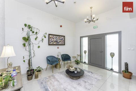 Rumah bandar di Al Furjan, Dubai, UAE 4 bilik tidur, 226 meter persegi № 694354