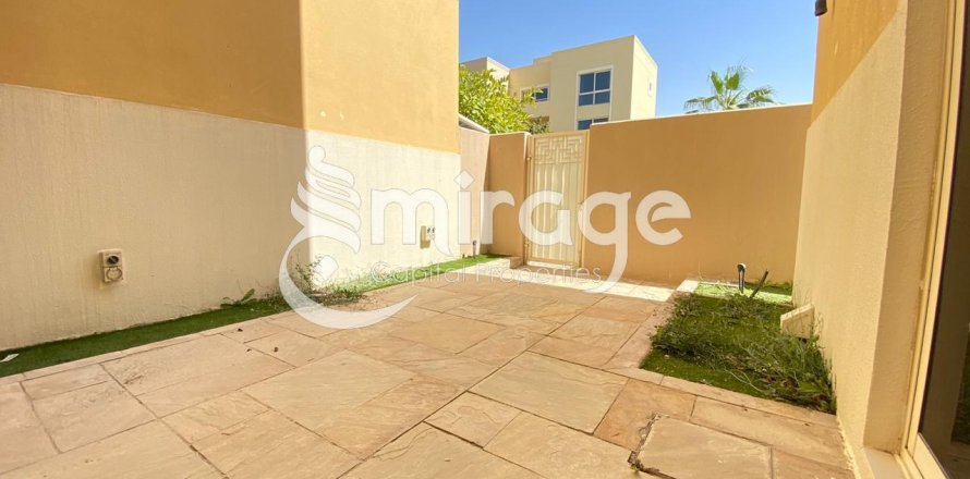 Townhouse i Al Raha Gardens, Abu Dhabi, UAE 3 soveværelser, 200.7 kvm № 579922