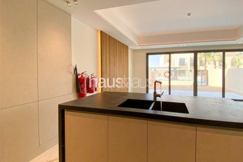 Townhouse di Jumeirah Golf Estates, Dubai, UEA 3 kamar tidur, 152 m2 nomor 626594 - foto 3