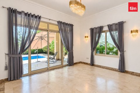 Villa en alquiler en Jumeirah Islands, Dubai, EAU 4 dormitorios, 934.9 m2 № 766284 - foto 20