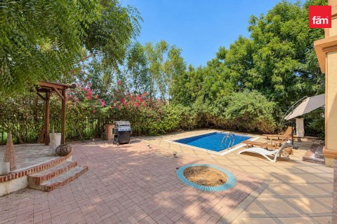Villa en alquiler en Jumeirah Islands, Dubai, EAU 4 dormitorios, 934.9 m2 № 766284 - foto 25