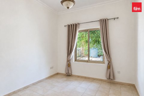 Villa en alquiler en Jumeirah Islands, Dubai, EAU 4 dormitorios, 934.9 m2 № 766284 - foto 10