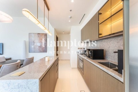 Apartamento para arrendamento em Dubai Harbour, Dubai, EAU 3 quartos, 181.82975160 m2 № 687784 - foto 2