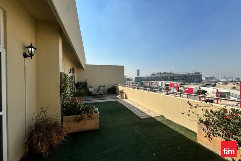 Apartment in Motor City, Dubai, UAE 2 bedrooms, 185.8 sq.m. № 702425