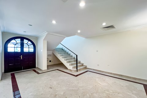 Villa zur Miete in Al Rashidiya, Dubai, VAE 3 Schlafzimmer, 275.27 m2 Nr. 768785 - Foto 5