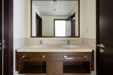 Villa til leje i Reem, Dubai, UAE 3 soveværelser, 216 kvm № 768783 - foto 14