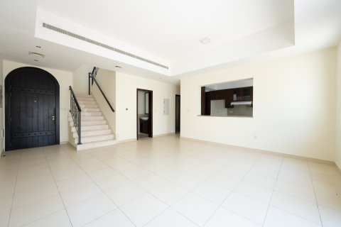 Villa til leje i Reem, Dubai, UAE 3 soveværelser, 216 kvm № 768783 - foto 1