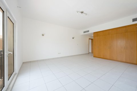 Üürile anda villa asukohaga The Villa, Dubai, AÜE: 5 magamistoaga, 534.43 m² Nr 750528 - pilt 7