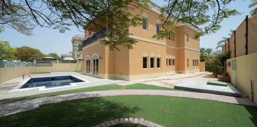 Villa asukohaga The Villa, Dubai, AÜE: 5 magamistoaga, 534.43 m² Nr 750528