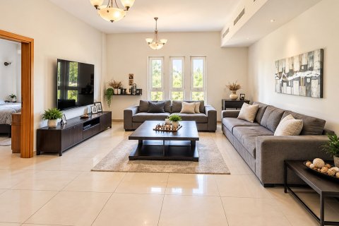 Villa til leje i The Villa, Dubai, UAE 5 soveværelser, 534.43 kvm № 750528 - foto 7