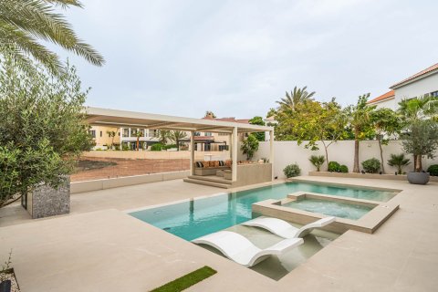 Villa in affitto a Jumeirah Golf Estates, Dubai, EAU 5 camere da letto, 795.16 mq. № 750530 - foto 28