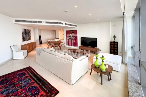Apartament na sprzedaż w DIFC, Dubai, ZEA 2 sypialnie, 160 mkw., nr 683525 - zdjęcie 3
