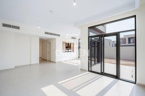 Villa in affitto a Dubai South (Dubai World Central), Dubai, EAU 4 camere da letto, 374.68 mq. № 746820 - foto 2