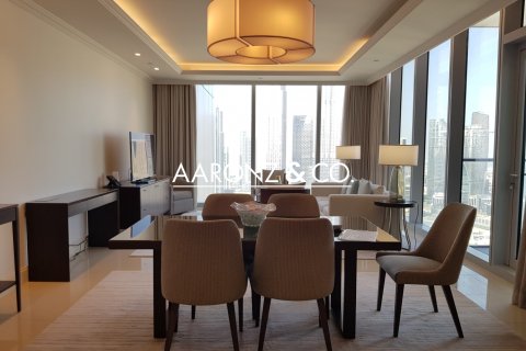Apartment til leje i Downtown Dubai (Downtown Burj Dubai), Dubai, UAE 2 soveværelser, 149 kvm № 688175 - foto 2