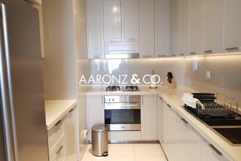 Appartement te huur in Downtown Dubai (Downtown Burj Dubai), Dubai, VAE 2 slaapkamers, 149 vr.m., nr 688175 - foto 11