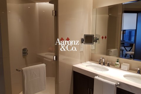 Apartamento para arrendamento em Downtown Dubai (Downtown Burj Dubai), Dubai, EAU 2 quartos, 149 m2 № 688175 - foto 14