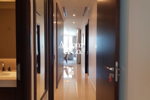 Apartamento para arrendamento em Downtown Dubai (Downtown Burj Dubai), Dubai, EAU 2 quartos, 149 m2 № 688175 - foto 10