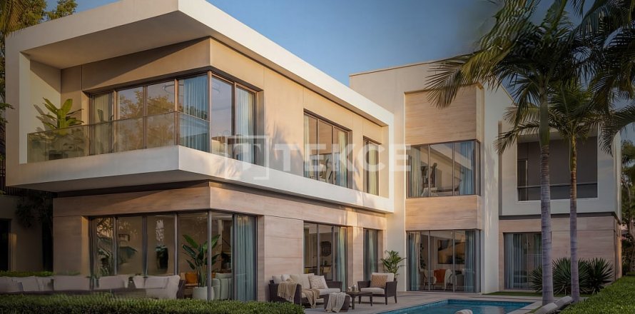 Villa em Dubai Land, Dubai, EAU 6 quartos, 719 m2 № 688226