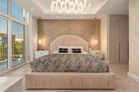 Villa itt: Dubai, EAE, 6 hálószoba, 354.7 m², azonosító: 748642 - fénykép 10