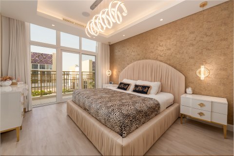 Villa itt: Dubai, EAE, 6 hálószoba, 354.7 m², azonosító: 748642 - fénykép 11