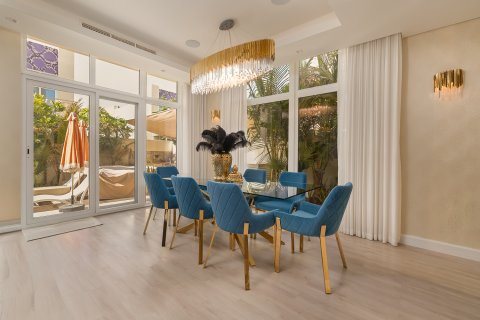 Villa itt: Dubai, EAE, 6 hálószoba, 354.7 m², azonosító: 748642 - fénykép 5
