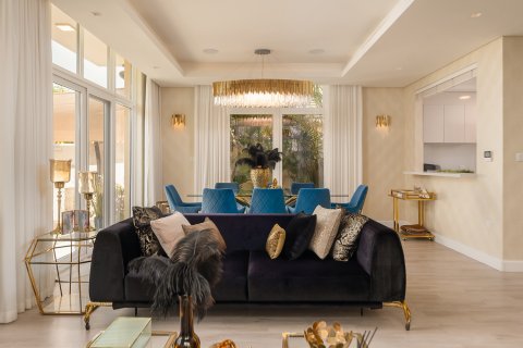 Villa itt: Dubai, EAE, 6 hálószoba, 354.7 m², azonosító: 748642 - fénykép 3