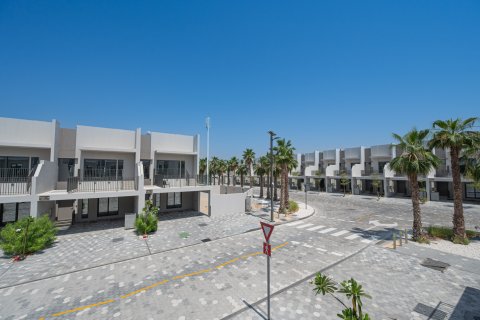 Kaupunkipientalo Mohammed Bin Rashid City, Dubai, Arabiemiraatit 3 makuuhuonetta, 137.68 m2 № 748641 - kuva 15