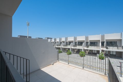 Kaupunkipientalo Mohammed Bin Rashid City, Dubai, Arabiemiraatit 3 makuuhuonetta, 137.68 m2 № 748641 - kuva 12