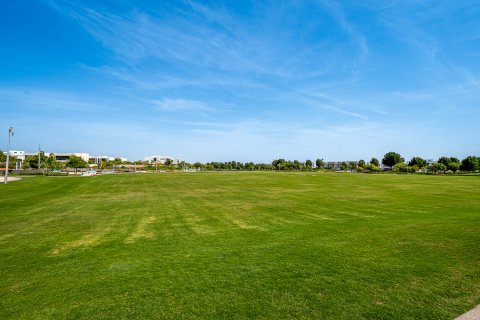 Duplex à vendre à DAMAC Hills (Akoya by DAMAC), Dubai, EAU 2 chambres, 237.25 m2 № 748644 - photo 14