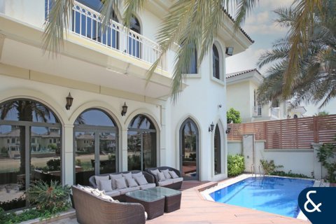 Vila di Palm Jumeirah, Dubai, UAE 4 bilik tidur, 465 meter persegi № 668421 - foto 17