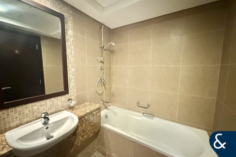 Пәтер DIFC, Дубай, БАӘ-да 2 жатын бөлмелер, 139 м² № 668417 - фото 10