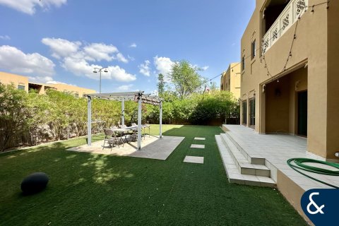 Villa in Al Furjan, Dubai, UAE 3 bedrooms, 600 sq.m. № 668419 - photo 3