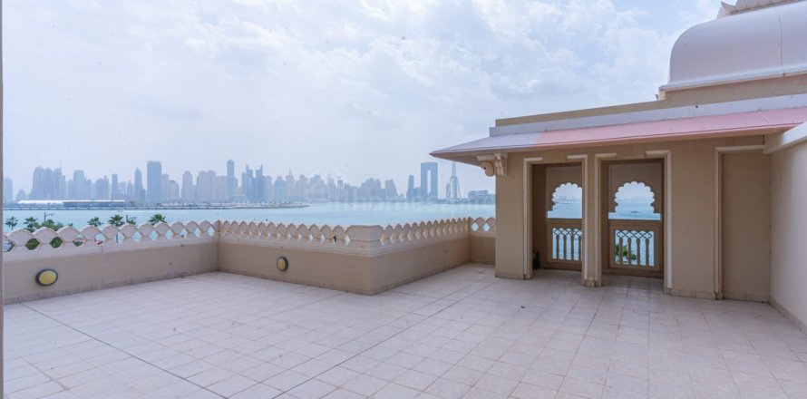 Apartamento en Palm Jumeirah, Dubai, EAU 3 dormitorios, 346 m² № 721216